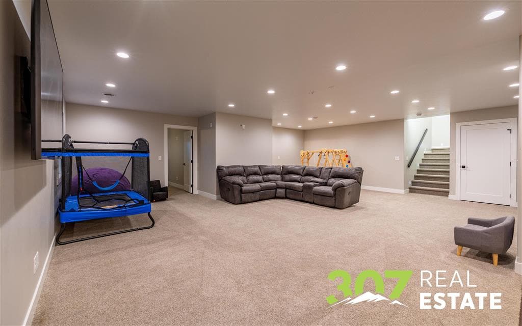 5 Breezy Ln — photo 26 of 58