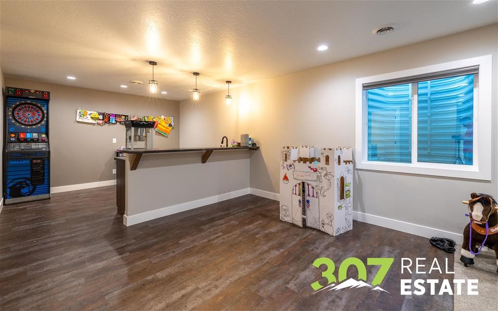 5 Breezy Ln — photo 30 of 58