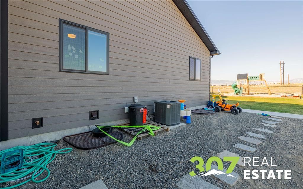 5 Breezy Ln — photo 42 of 58