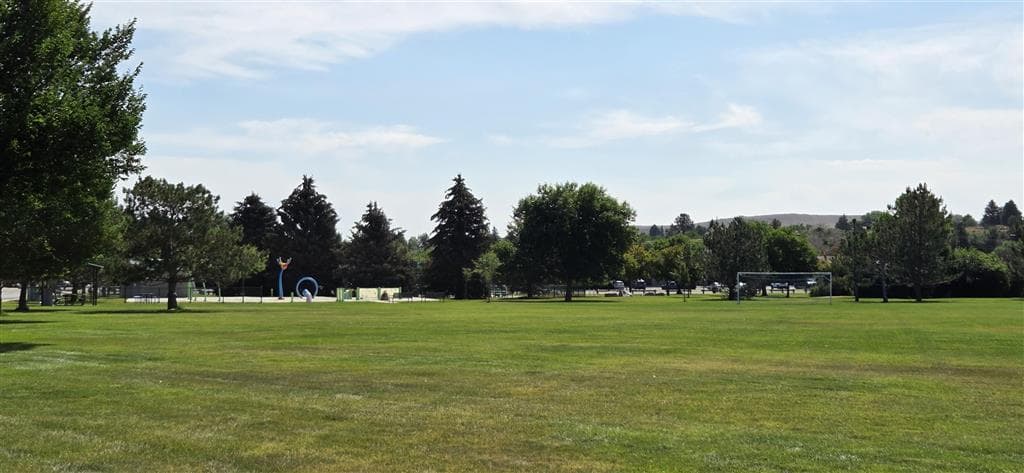 2132 Cougar Ave — photo 43 of 47