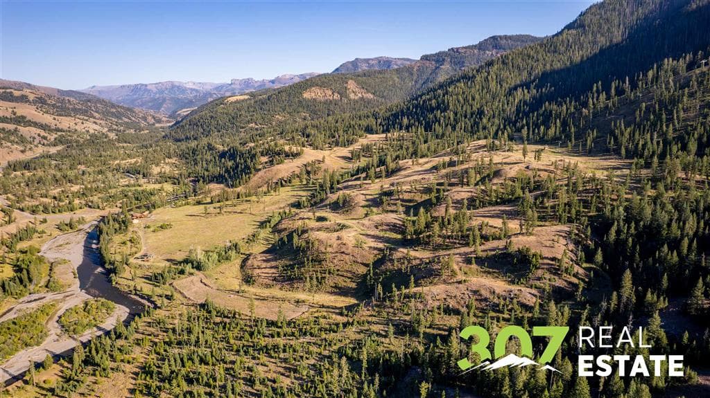 348 North Fork Hwy — photo 17 of 29