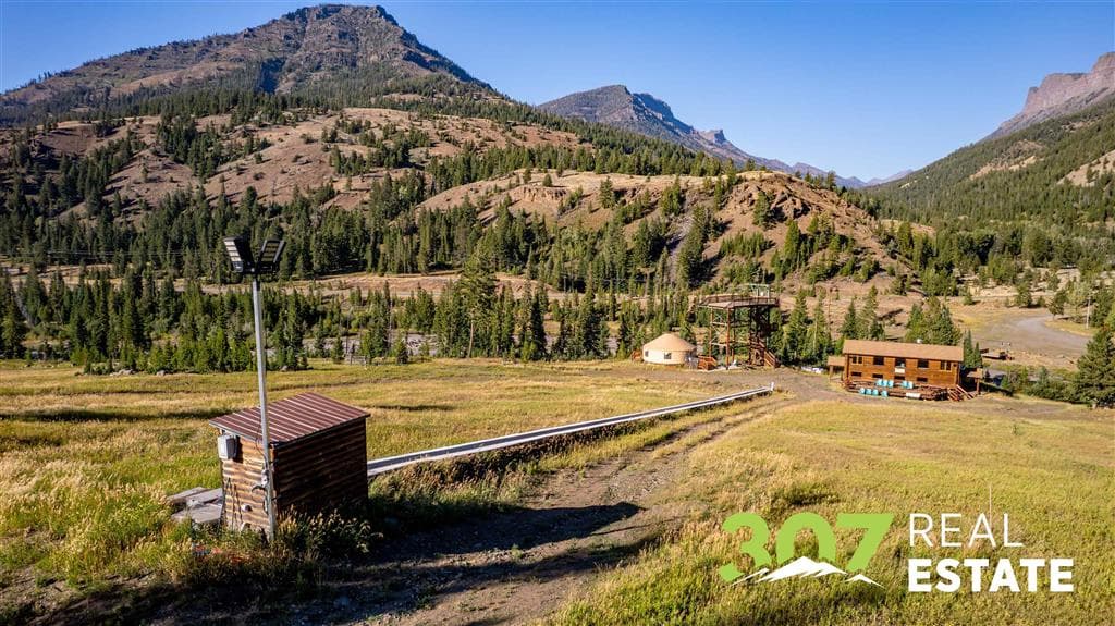 348 North Fork Hwy — photo 20 of 29