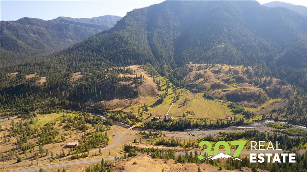 348 North Fork Hwy — photo 26 of 29