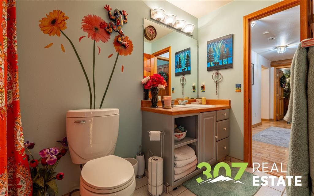 366 Lower Southfork Rd — photo 14 of 87