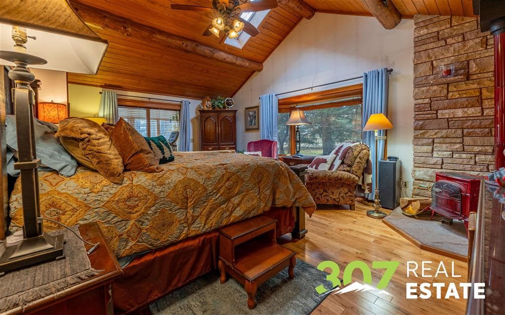 366 Lower Southfork Rd — photo 18 of 87