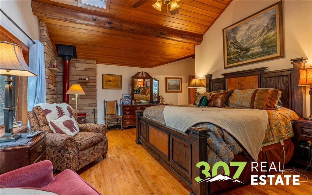 366 Lower Southfork Rd — photo 19 of 87