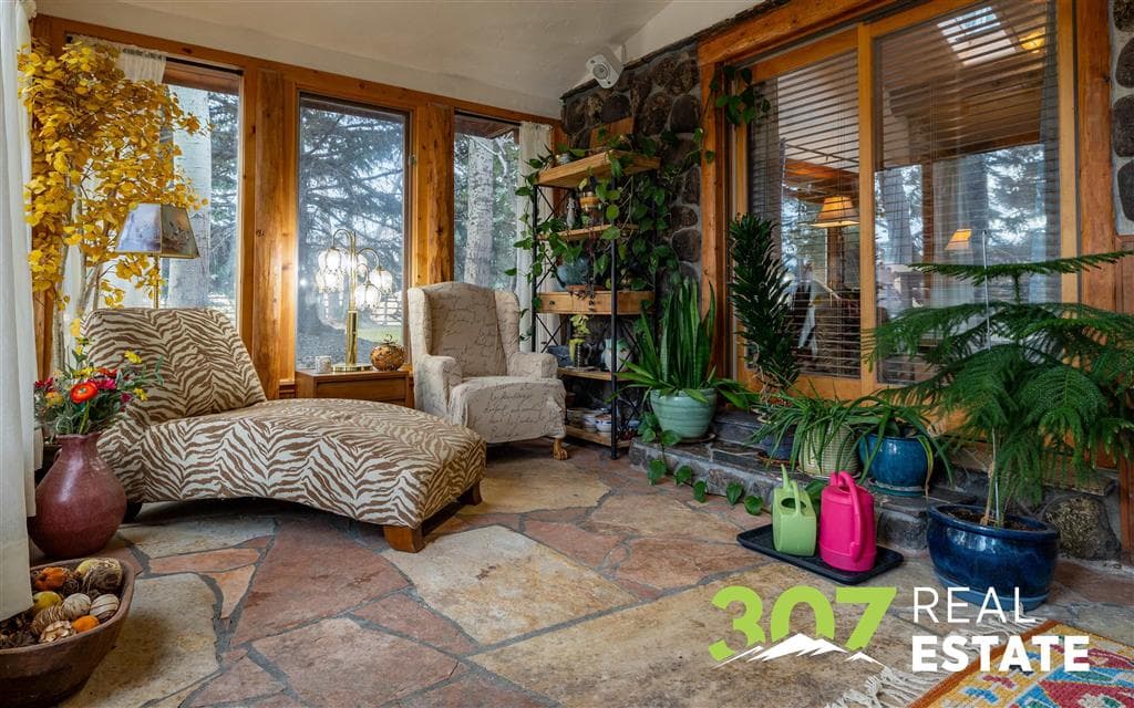 366 Lower Southfork Rd — photo 23 of 87