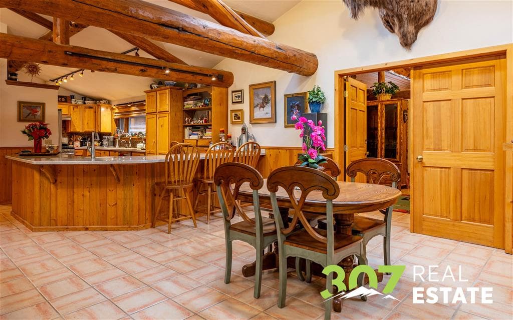 366 Lower Southfork Rd — photo 4 of 87