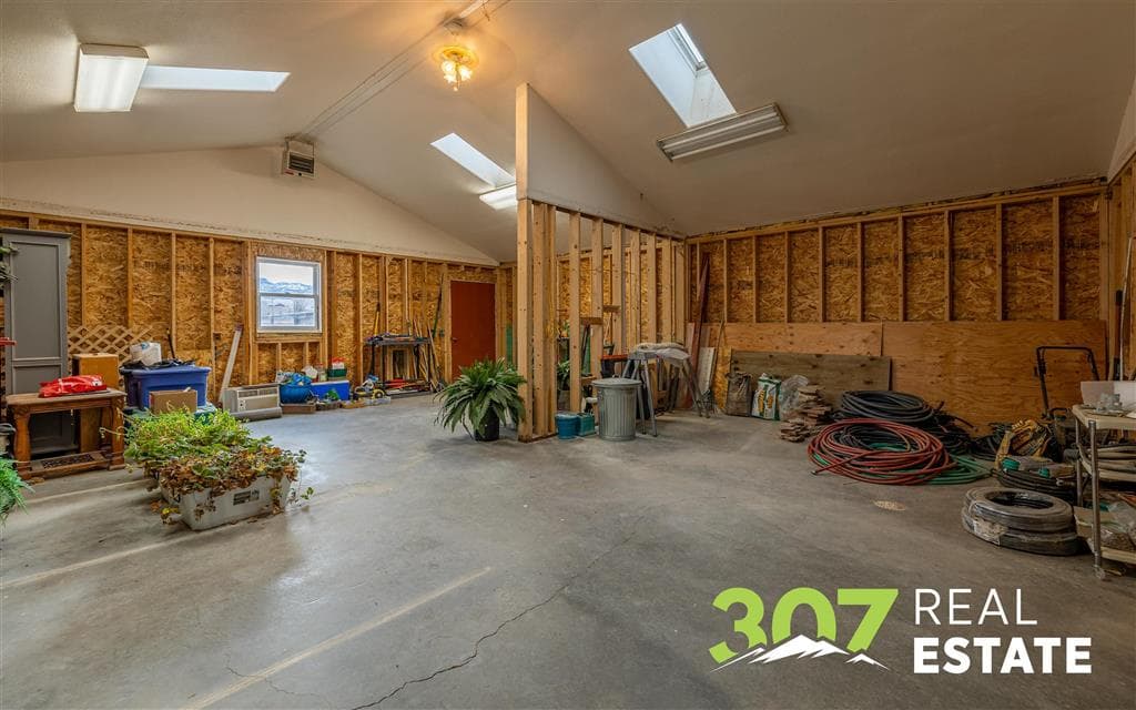 366 Lower Southfork Rd — photo 31 of 87