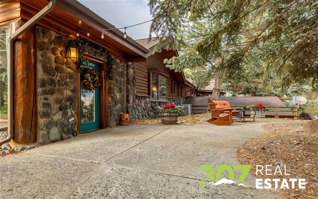 366 Lower Southfork Rd — photo 35 of 87