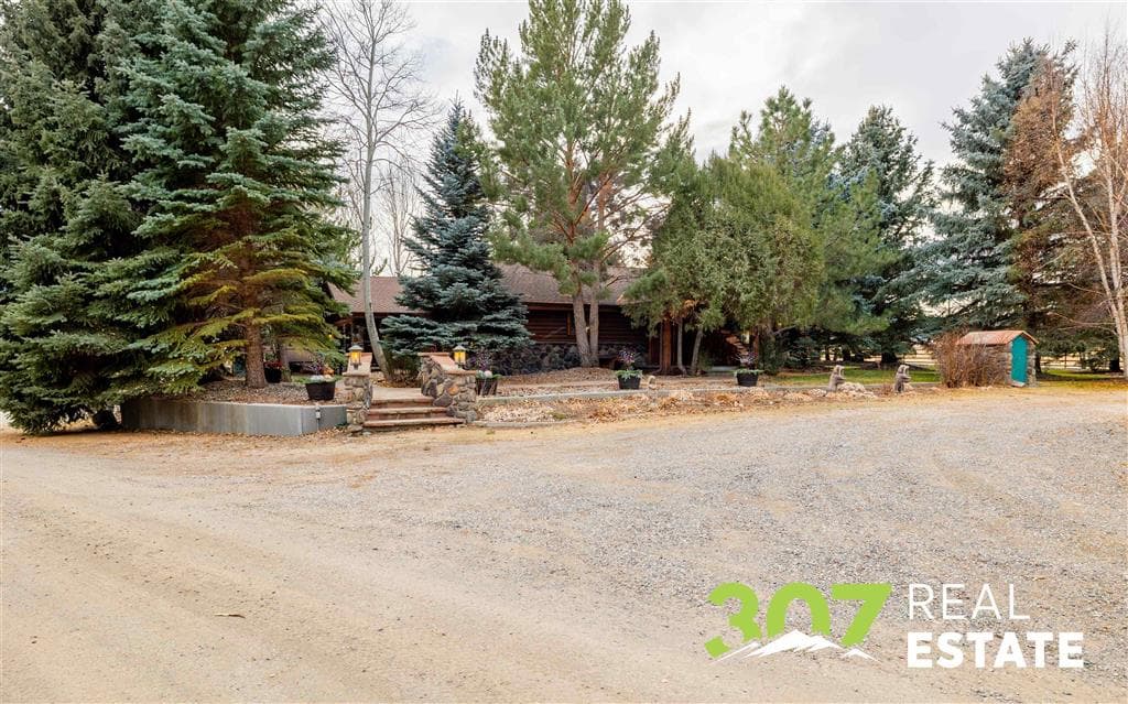 366 Lower Southfork Rd — photo 40 of 87