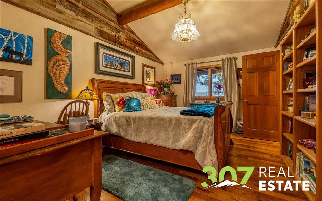 366 Lower Southfork Rd — photo 10 of 87