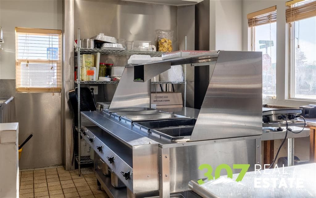 1491 Sheridan Ave — photo 12 of 34