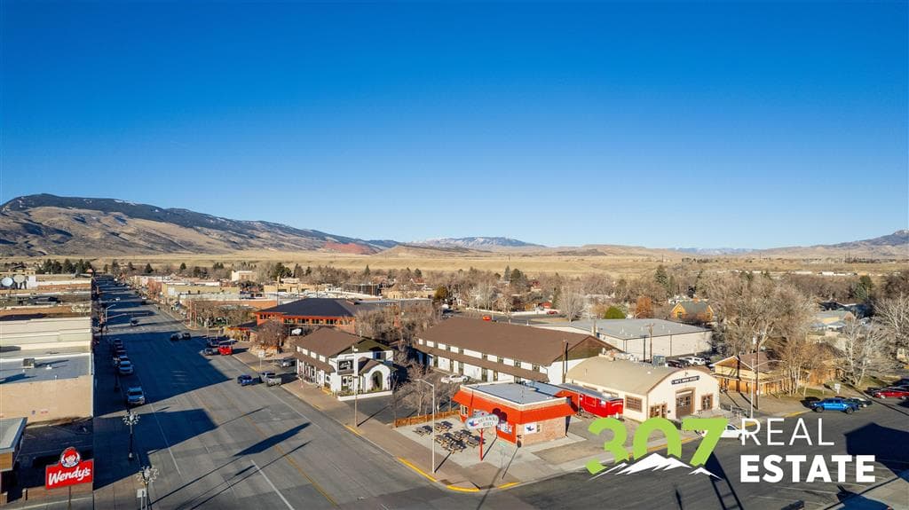 1491 Sheridan Ave — photo 26 of 34