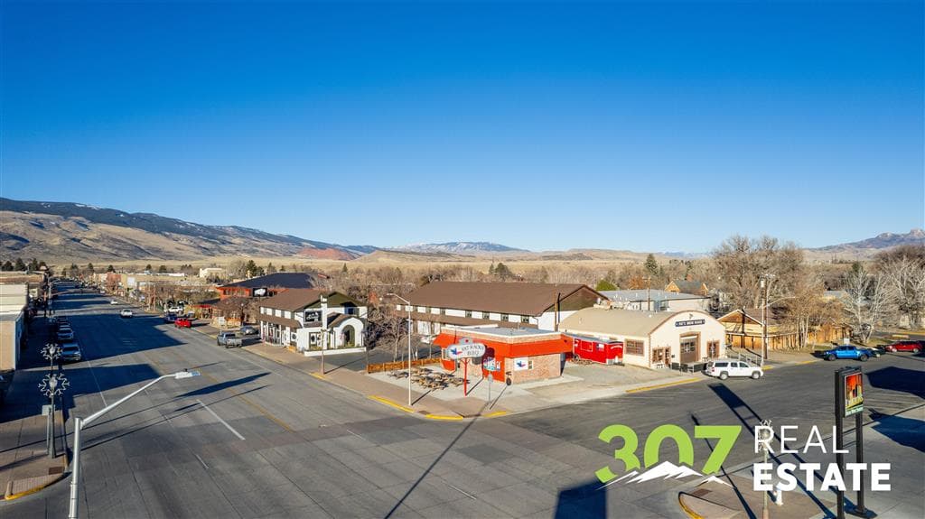 1491 Sheridan Ave — photo 27 of 34