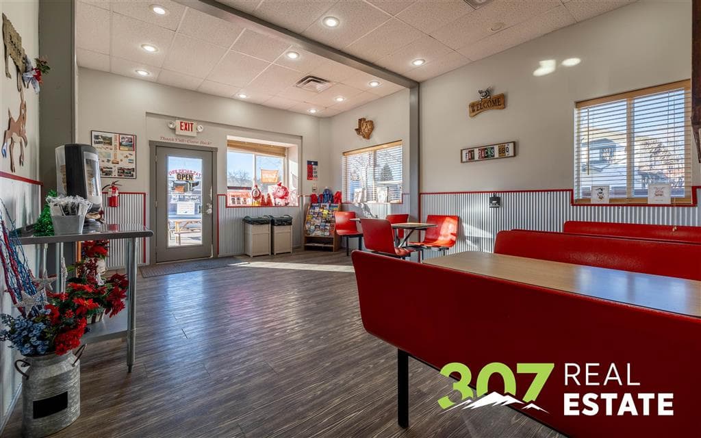 1491 Sheridan Ave — photo 7 of 34