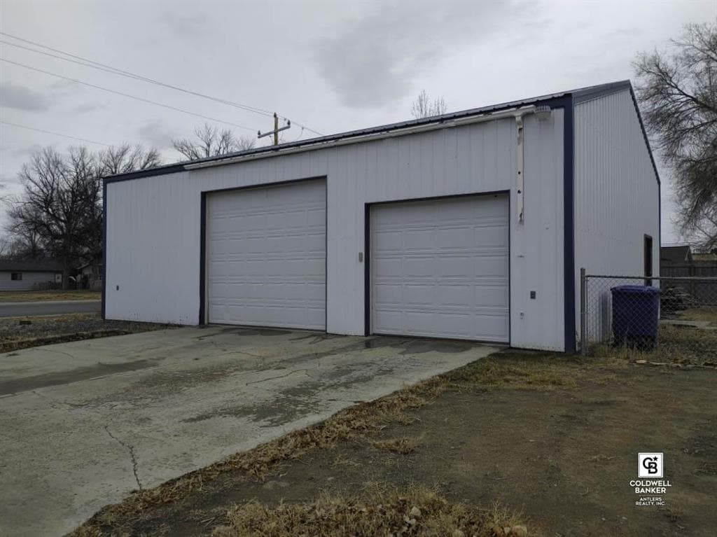 172 E 2nd Street — photo 5 of 20