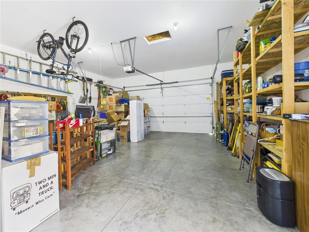 2332 Pioneer Ave — photo 33 of 39