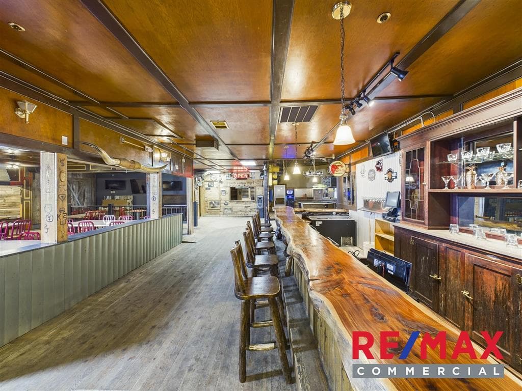 214 Yellowstone Ave — photo 11 of 88