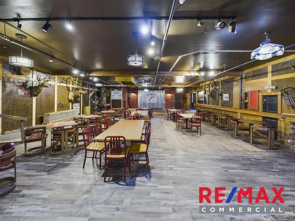 214 Yellowstone Ave — photo 15 of 88