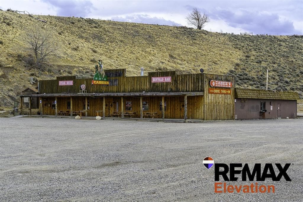 214 Yellowstone Ave — photo 3 of 88