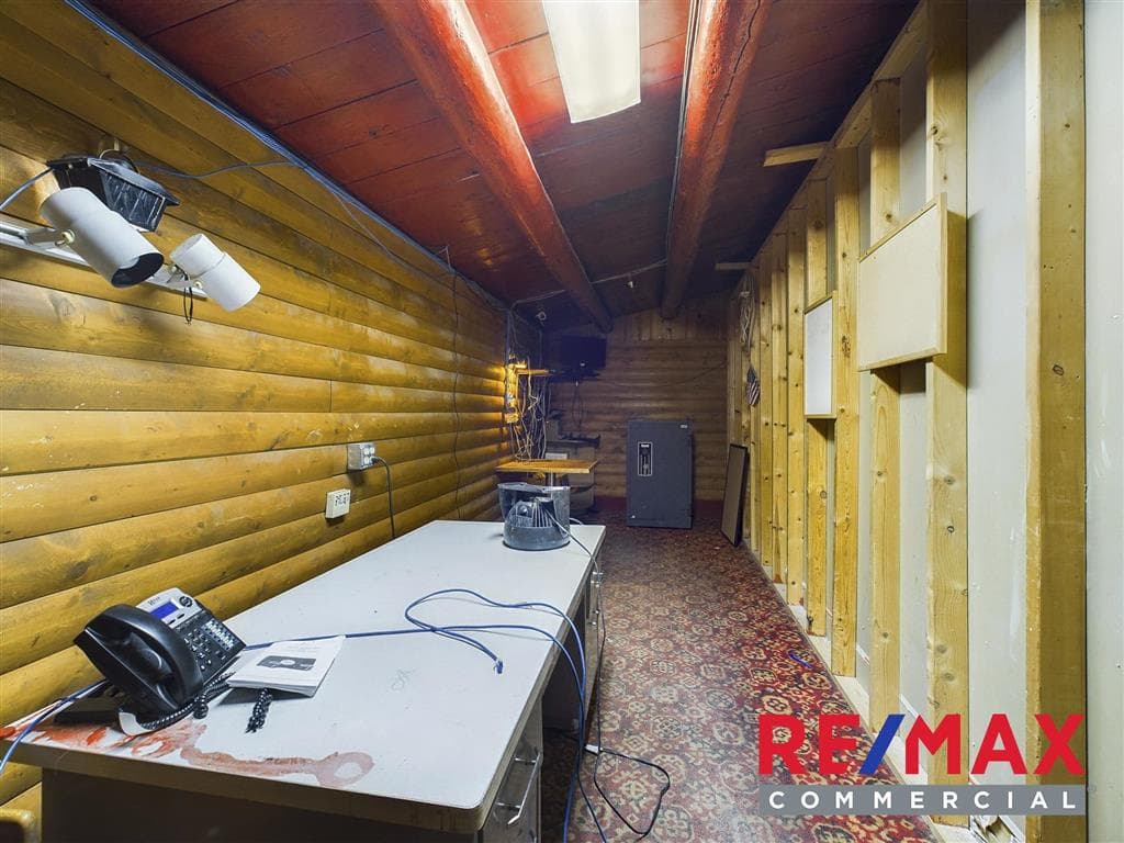 214 Yellowstone Ave — photo 26 of 88