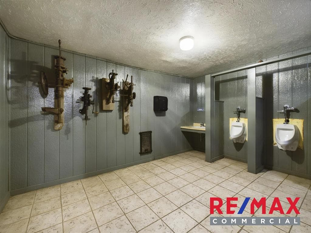 214 Yellowstone Ave — photo 32 of 88