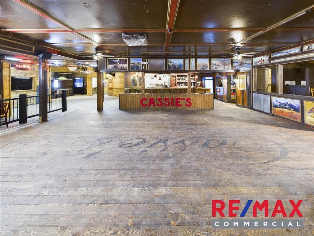 214 Yellowstone Ave — photo 7 of 88