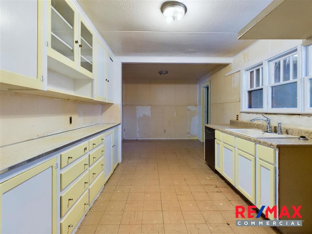 214 Yellowstone Ave — photo 74 of 88