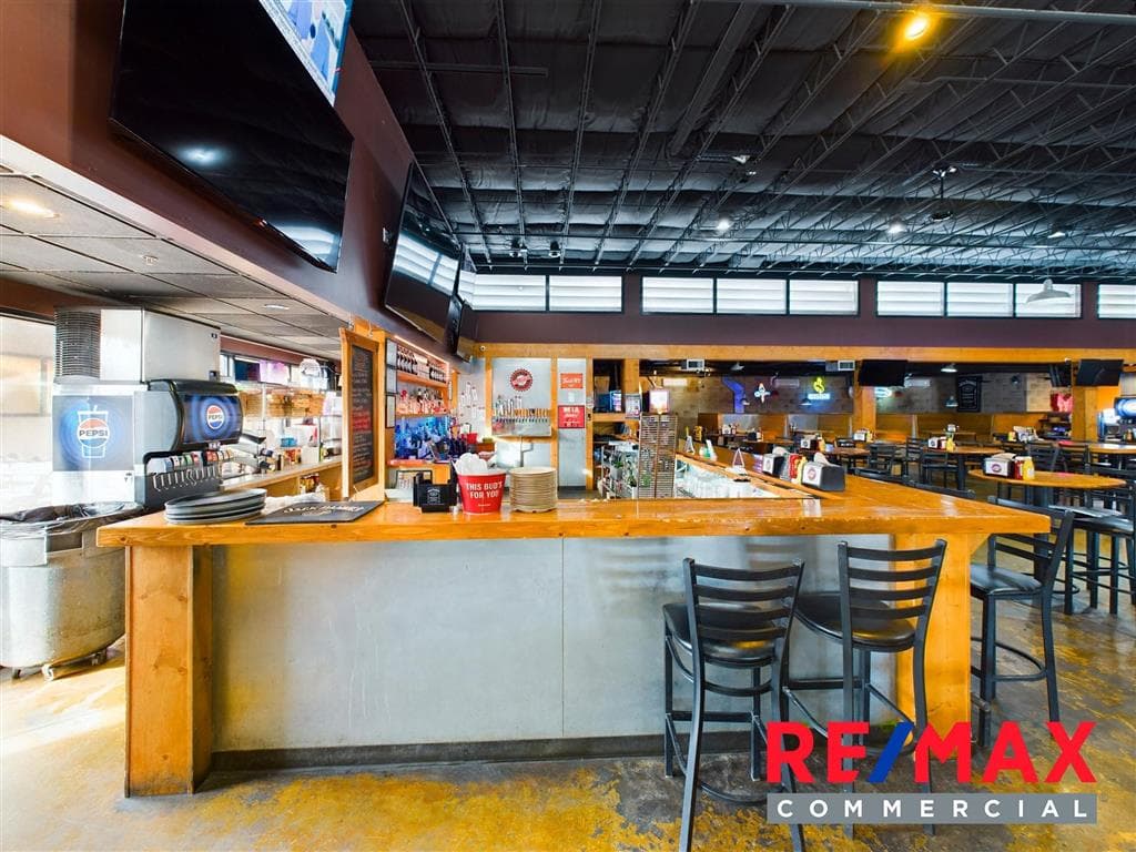 1057 Sheridan Ave — photo 24 of 46