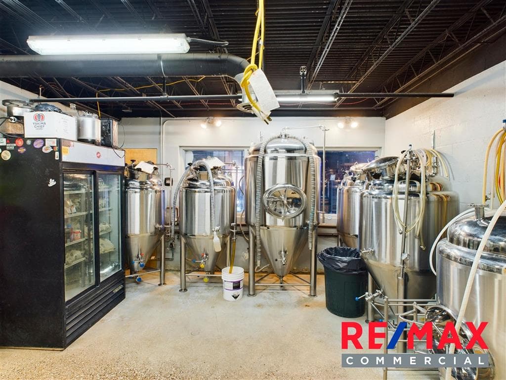 1057 Sheridan Ave — photo 37 of 46