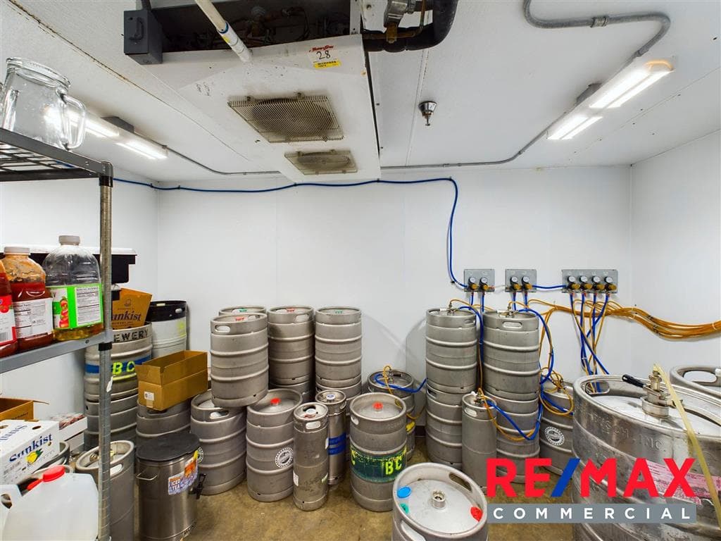 1057 Sheridan Ave — photo 39 of 46