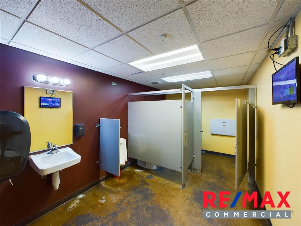 1057 Sheridan Ave — photo 42 of 46