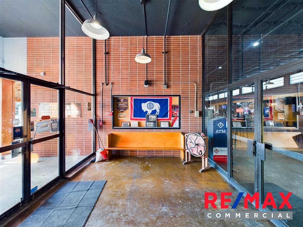 1057 Sheridan Ave — photo 45 of 46