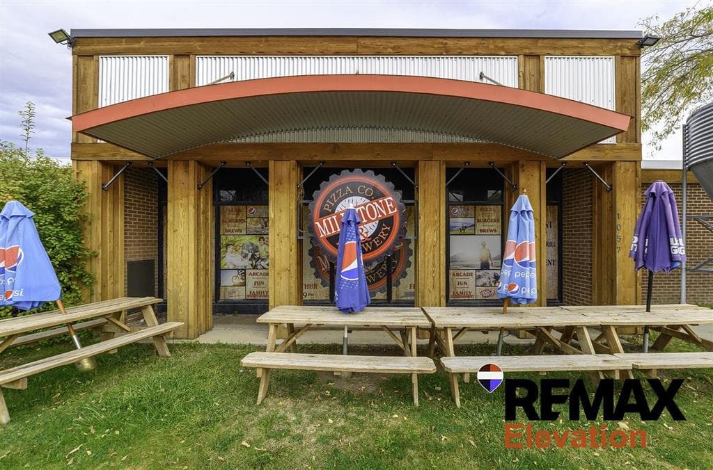 1057 Sheridan Ave — photo 10 of 46