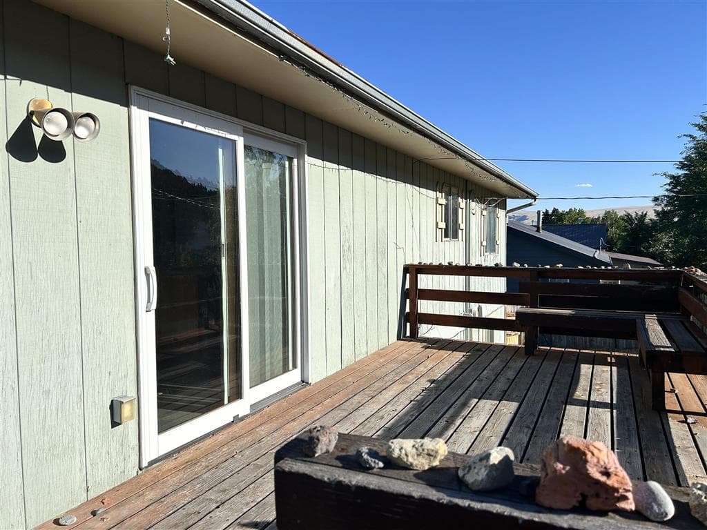 908 S 14th St — photo 3 of 20