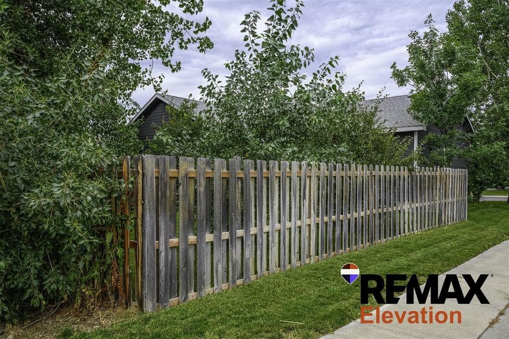 702 Kenmar St — photo 13 of 79