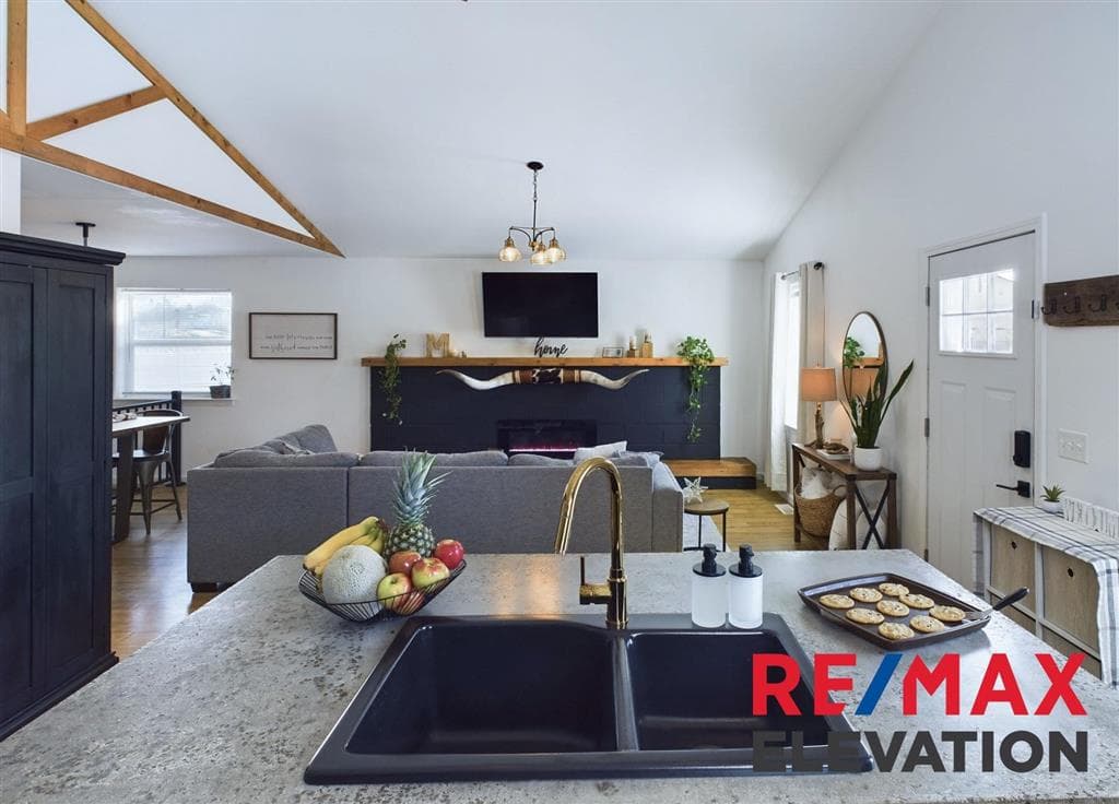 702 Kenmar St — photo 19 of 79