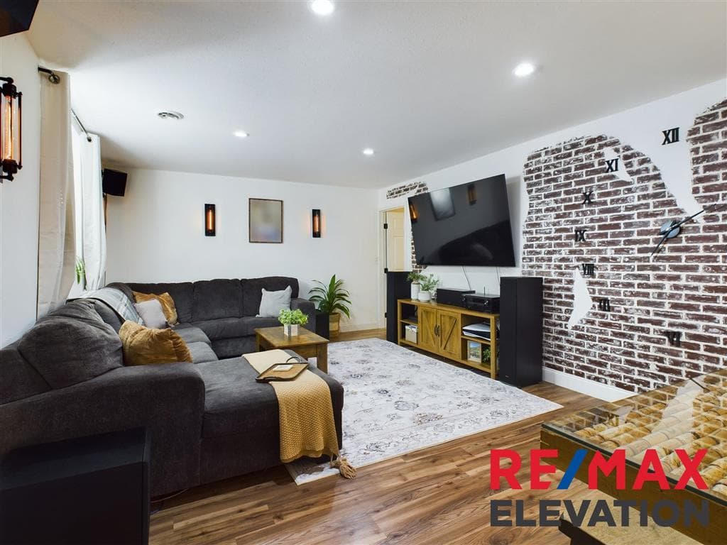 702 Kenmar St — photo 55 of 79