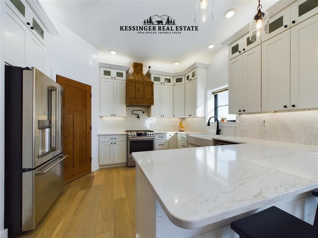 847 N Clark St — photo 15 of 25