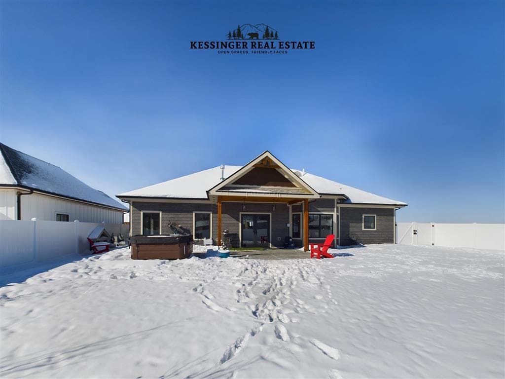 847 N Clark St — photo 5 of 25