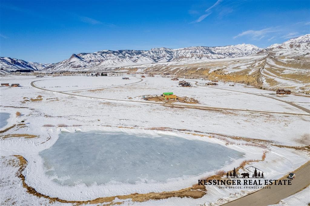 78 Stillwater Dr — photo 10 of 22