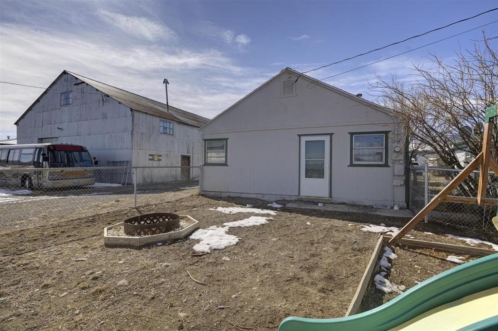 28/30/34 Pearson Ave — photo 24 of 29