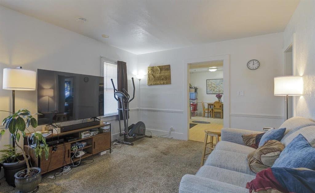 28/30/34 Pearson Ave — photo 5 of 29