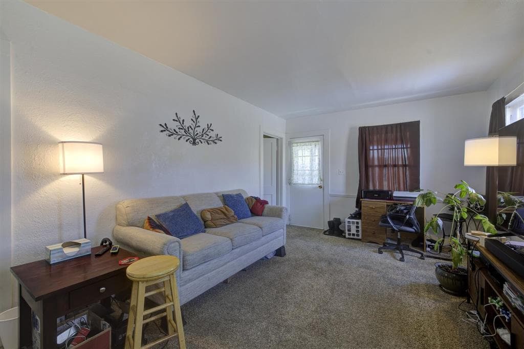 28/30/34 Pearson Ave — photo 6 of 29