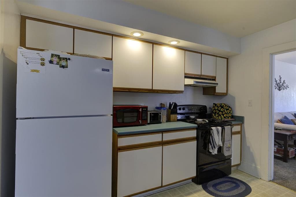 28/30/34 Pearson Ave — photo 9 of 29