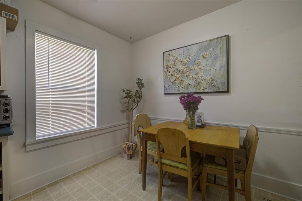 28/30/34 Pearson Ave — photo 10 of 29