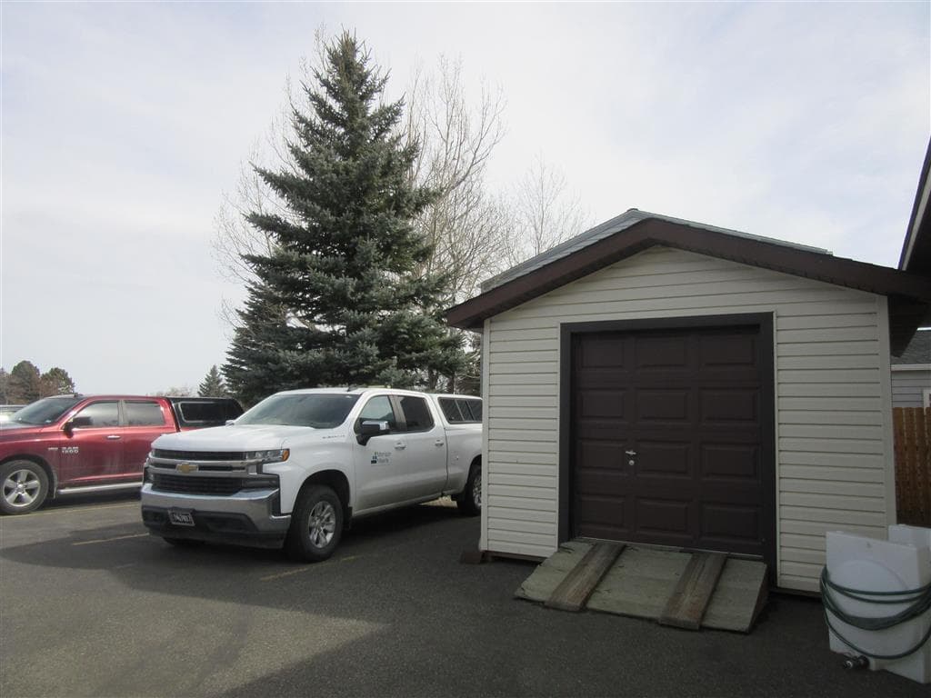 1402 Stampede Ave — photo 15 of 56