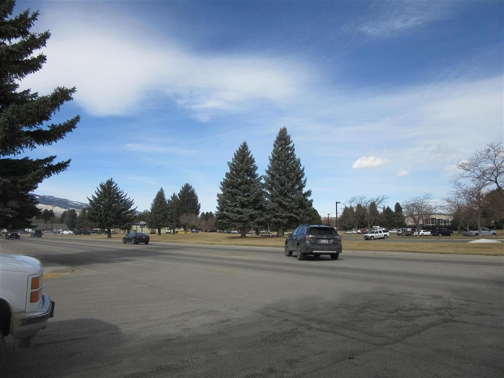 1402 Stampede Ave — photo 48 of 56