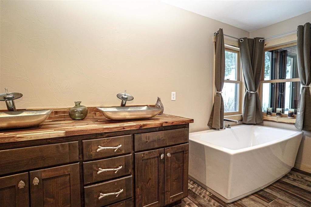 6 N Sage Creek Rd — photo 19 of 25